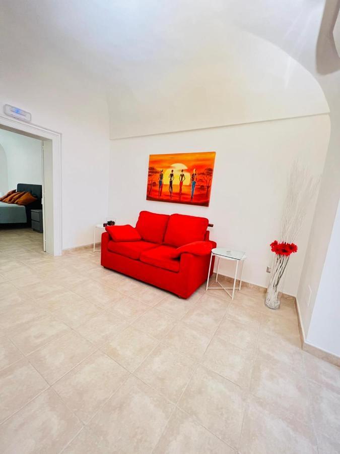 Casa Aurora Apartment Бари Екстериор снимка